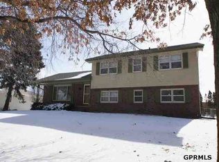 3427 S 112th St, Omaha, NE 68144