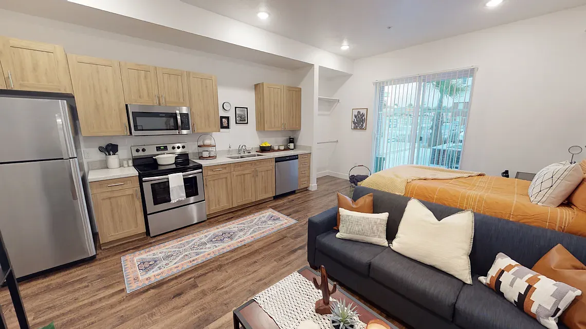 Studio, 900 sqft, $1,266 — Photo 3