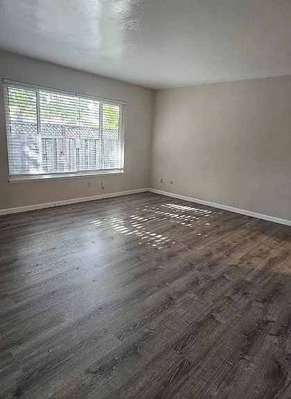 511 Walnut Ave #A — Photo 10