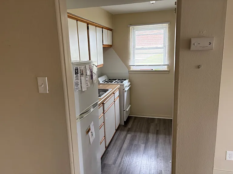 906 Elizabeth St #4 — Photo 3
