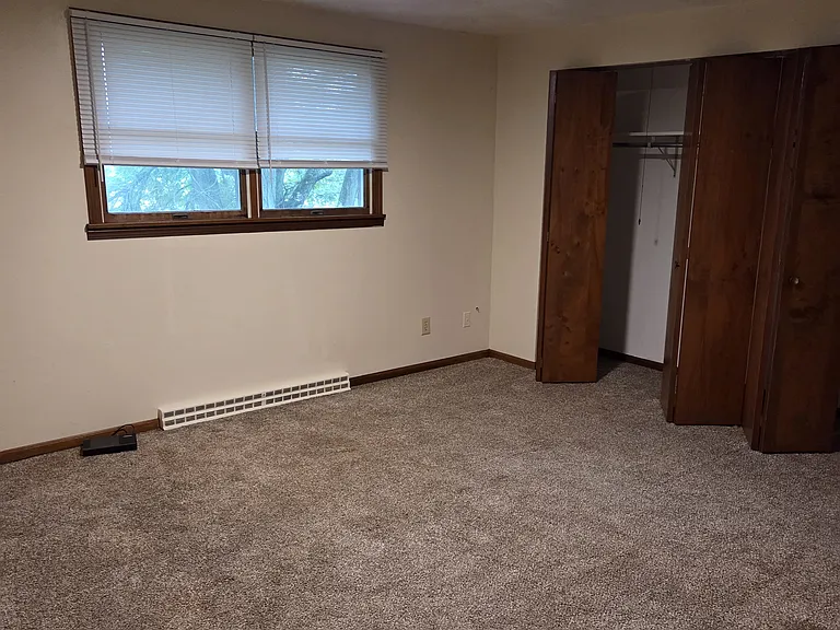 131 Gilgen Ave NW — Photo 8
