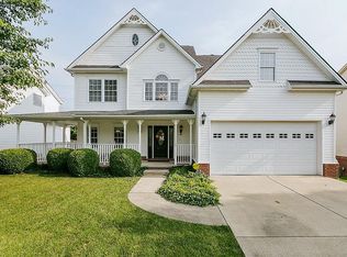 918 Forest Lake Dr, Lexington, KY 40515