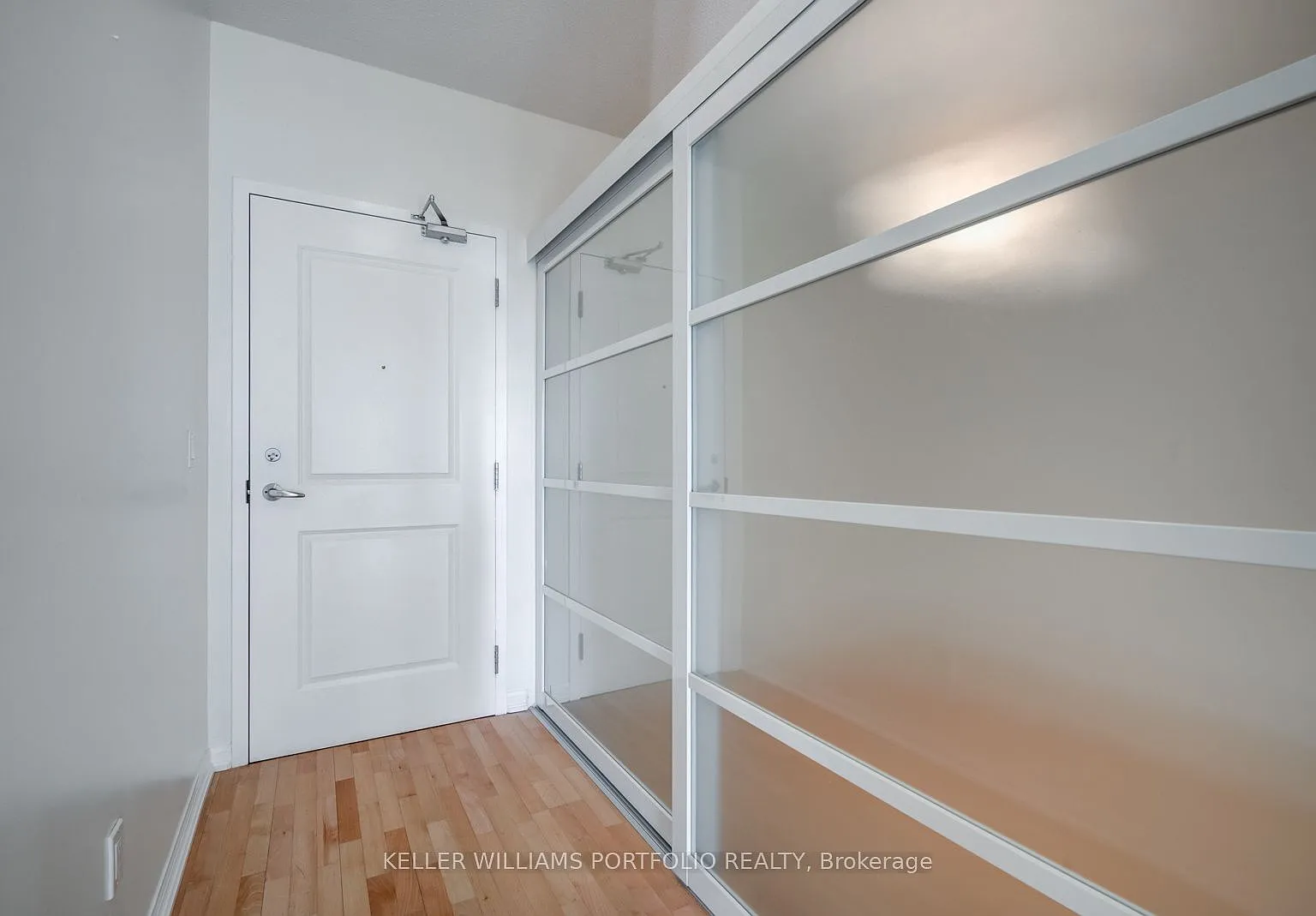 2 bed, $2,800 — Photo 2