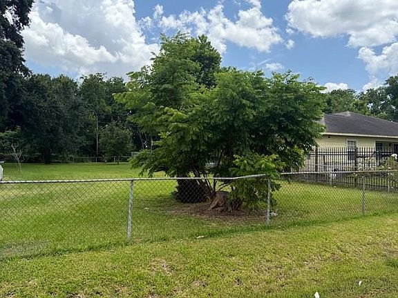 2nd image of 7212 Miley St