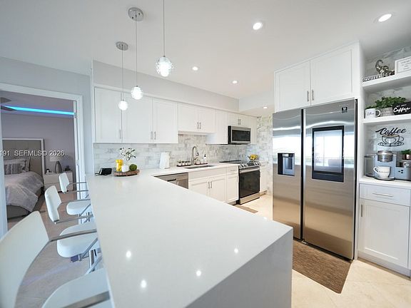 3rd image of 200 Diplomat Pkwy APT 827