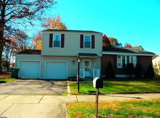 3317 Sarmiento Dr, Bensalem, PA 19020