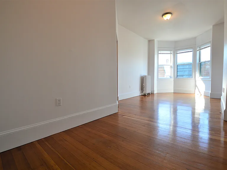 53 Joy St #6 — Photo 8