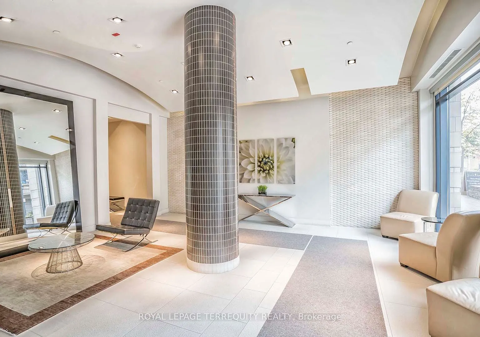 2 bed, $2,600 — Photo 3