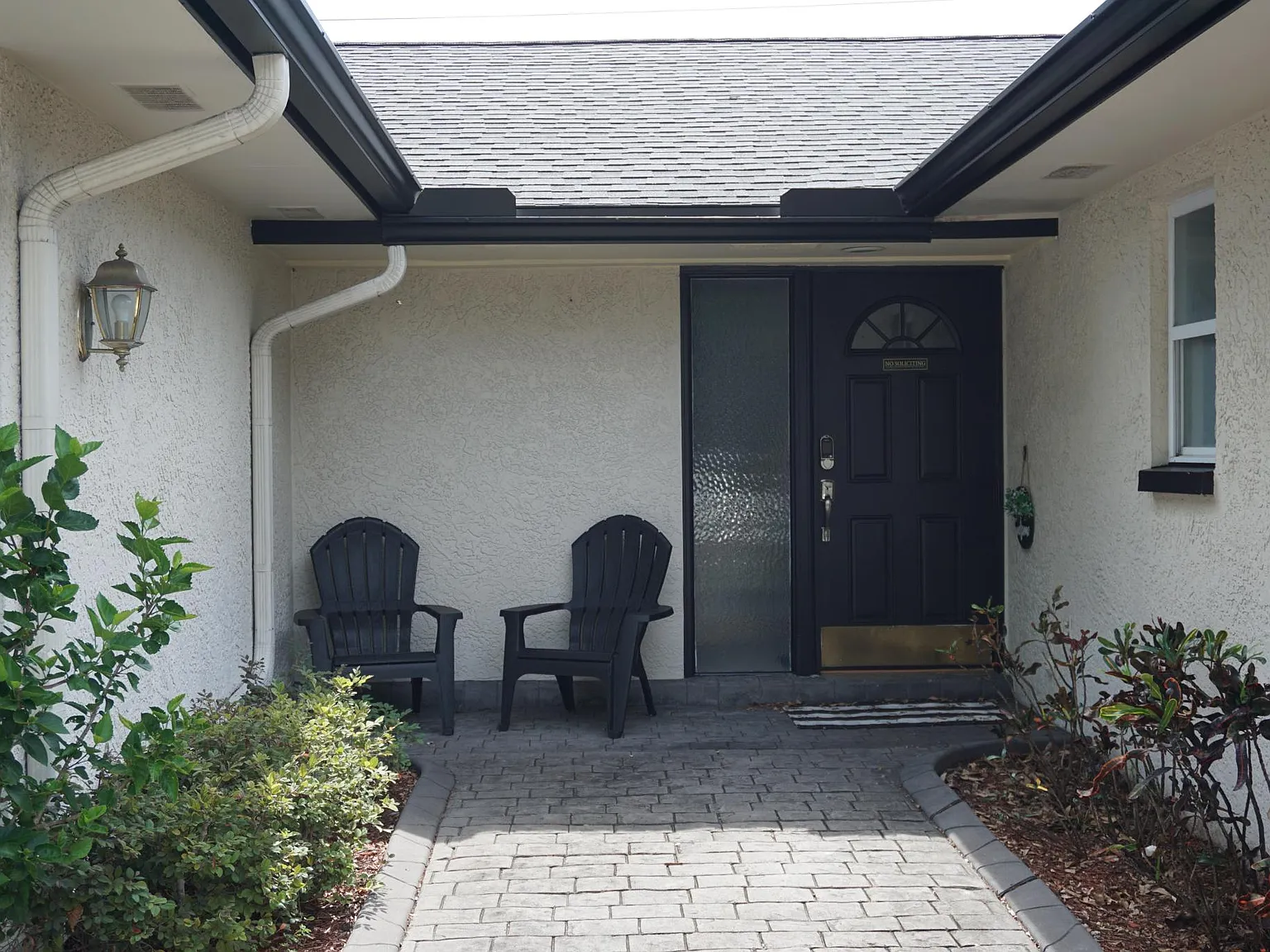 3139 Carlos Dr — Photo 2