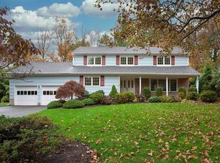 29 Wynwood Rd, Chatham, NJ 07928