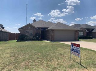 210 NW Cherry Ave, Cache, OK 73527