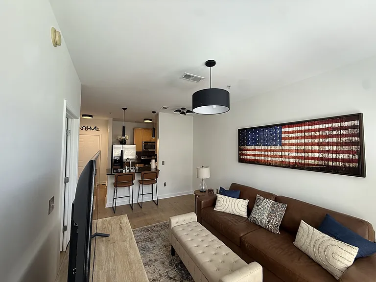 3000 Vanderbilt Pl #322 — Photo 14