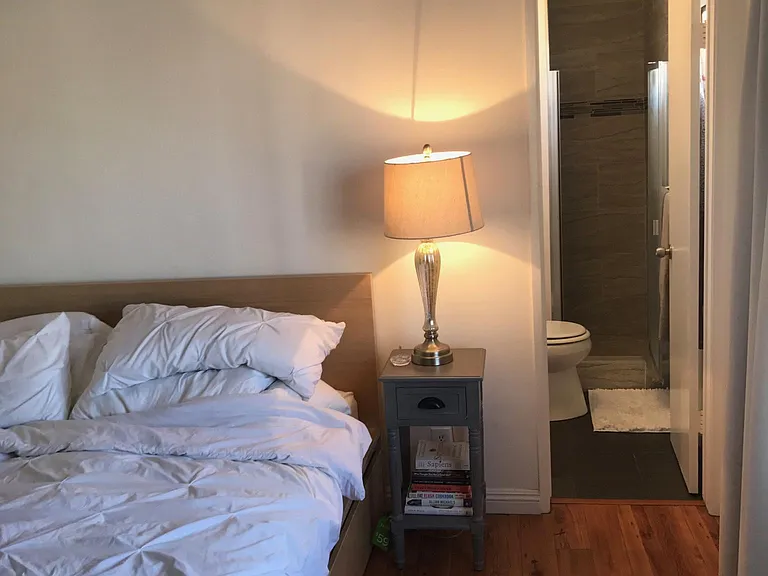 1928 Carmen Ave #10 — Photo 8