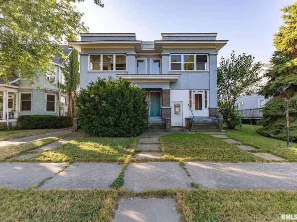 513 6th Ave S, Clinton, IA 52732