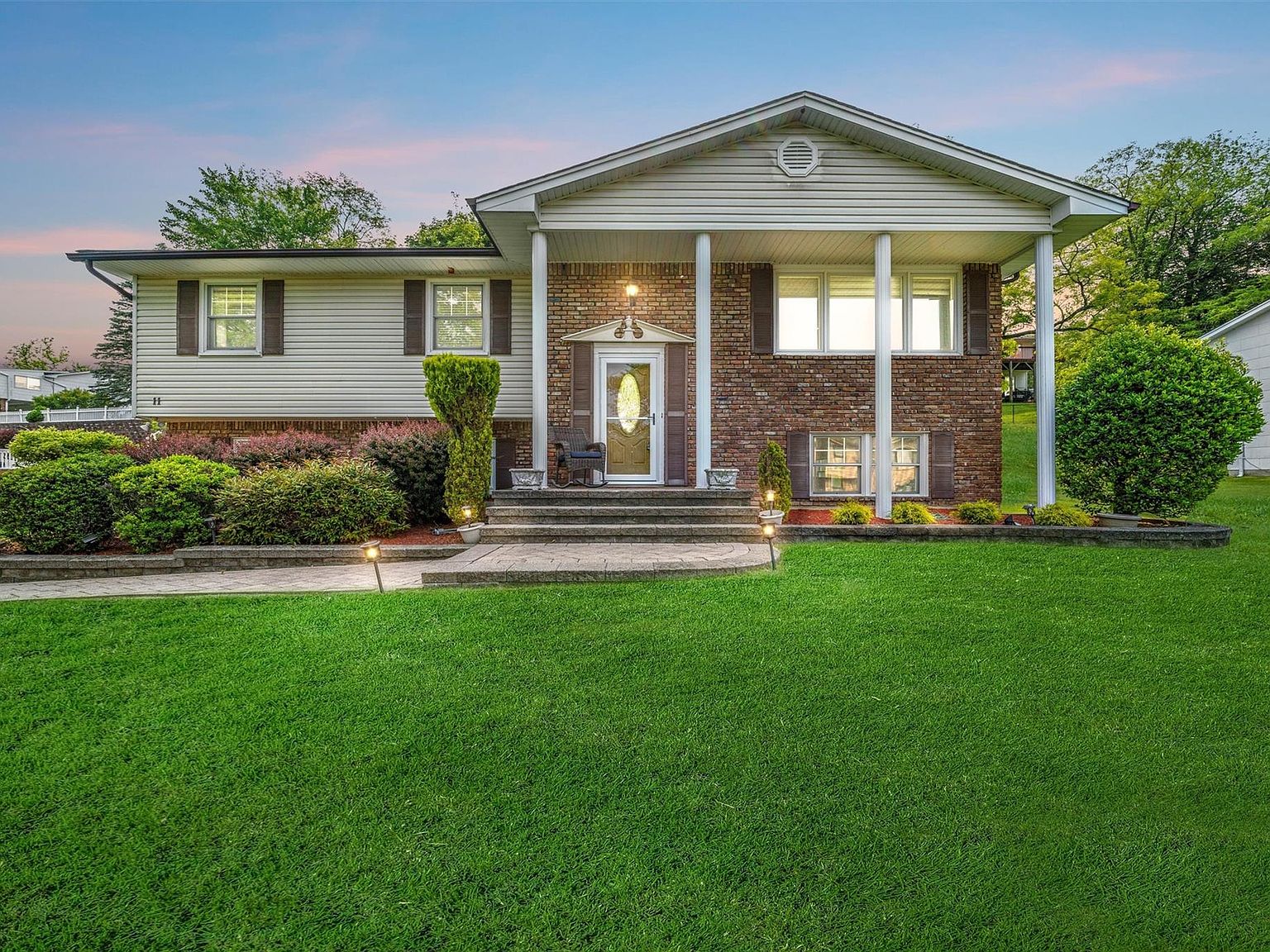 11 Hillside Drive, Thiells, NY 10984 | Zillow