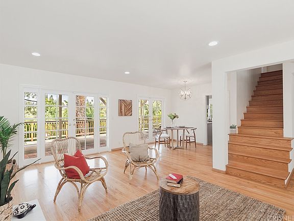 5th image of 22647 Cavalier St