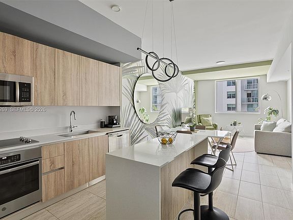3rd image of 3900 Biscayne Blvd Unit N-819