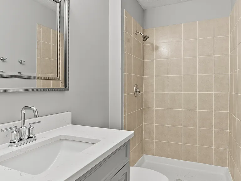 15416 Westchester Cir — Photo 21