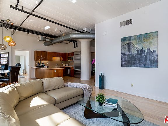 5th image of 1100 S Grand Ave #201