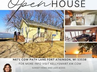 671 N Cow Path Ln, Fort Atkinson, WI 53538