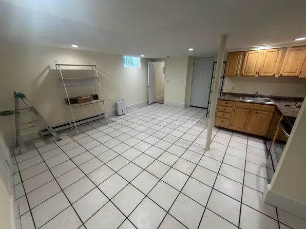 136 Chiswick Rd APT 1B, Brighton, MA 02135