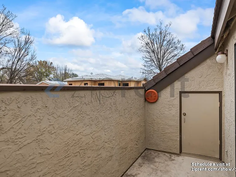 3594 Klaus Dr — Photo 25