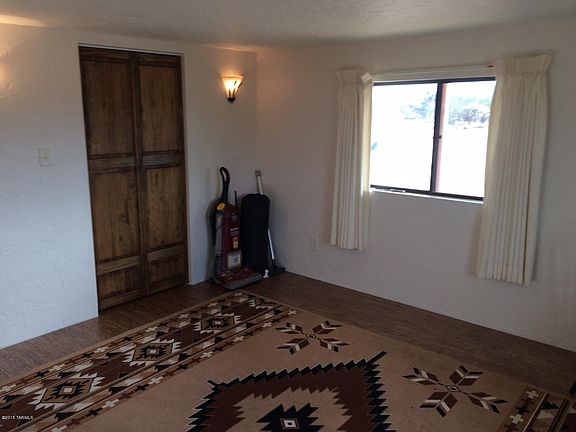 5th image of 8352 S Stetson Dr