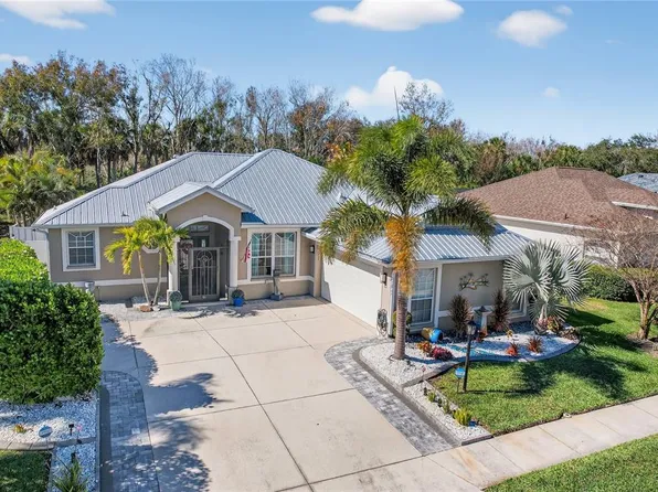 10433 Old Grove Cir, Bradenton, FL 34212