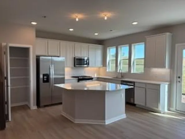6275 Ivywood Ave S, Cottage Grove, MN 55016