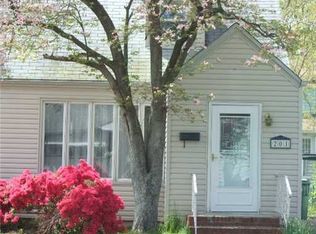 201 Jackson Ave, Edison, NJ 08837