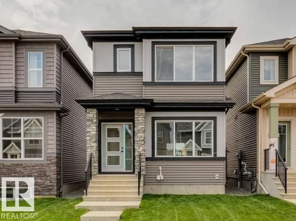 8124 228th St NW, Edmonton, AB T5T 4N5