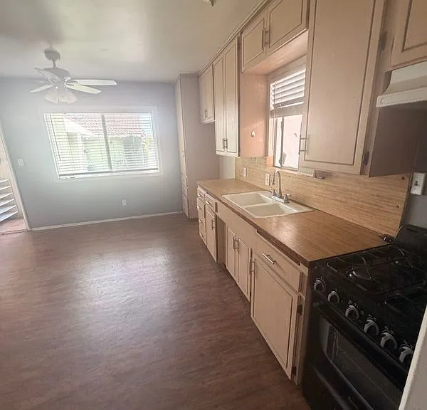 9615 Walnut St #1/2 — Photo 7
