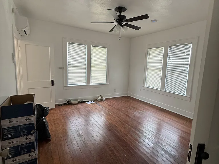 1120 W Mulberry St — Photo 16