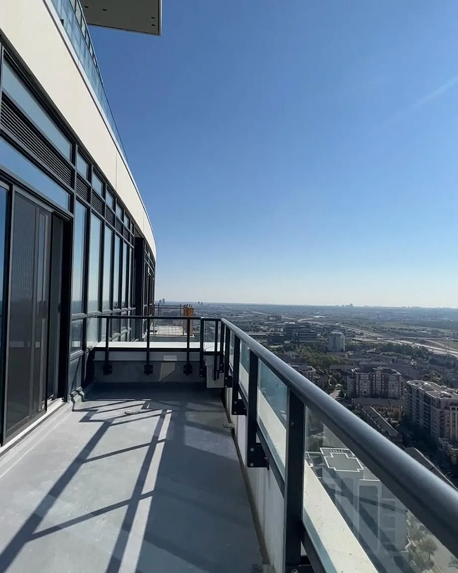 3 bed, $4,599 — Photo 2