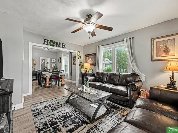 2850 Meredith Ave, Omaha, NE 68111