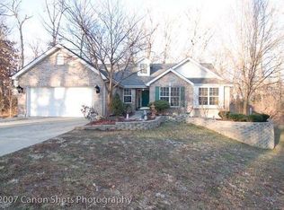 2537 Dogwood Ln, Foristell, MO 63348