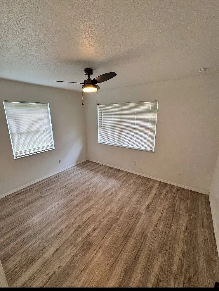 2 bed, 1.0 bath, 1080 sqft, $1,699 — Photo 4