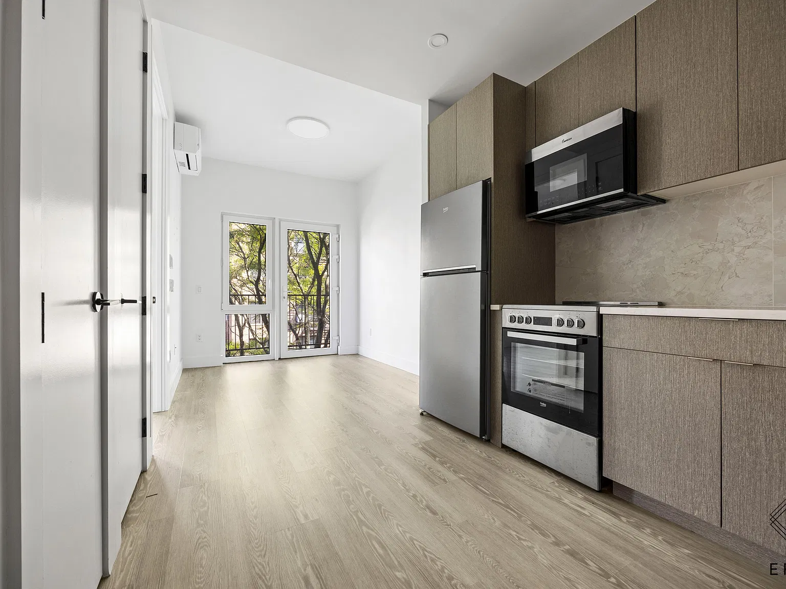 706 East 32nd Street — Photo 1