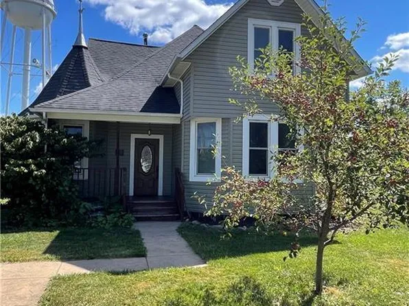 31 Depot St, Wakeman, OH 44889