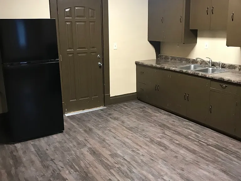 122 Soo Ave E #2 — Photo 2