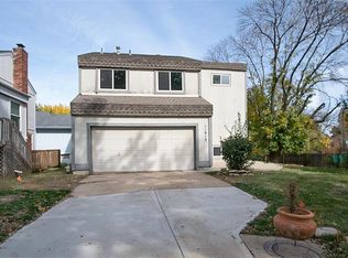11915 W 66th Ter, Shawnee, KS 66216