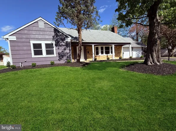 40 Torrington Ln, Willingboro, NJ 08046