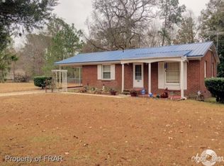 102 Ewing Dr, Fayetteville, NC 28304