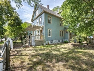 3290 W 17th St, Cleveland, OH, 44109