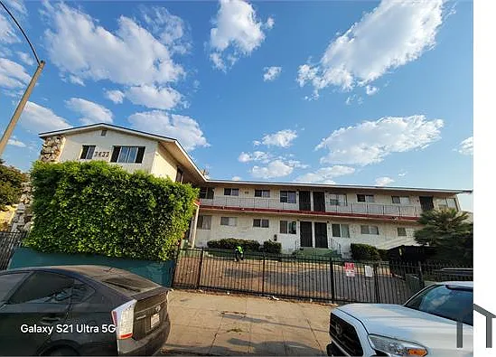 3343 W 71st St #7 — Photo 7