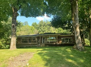 330 Burroughs Cove Rd, Pelham, TN 37366