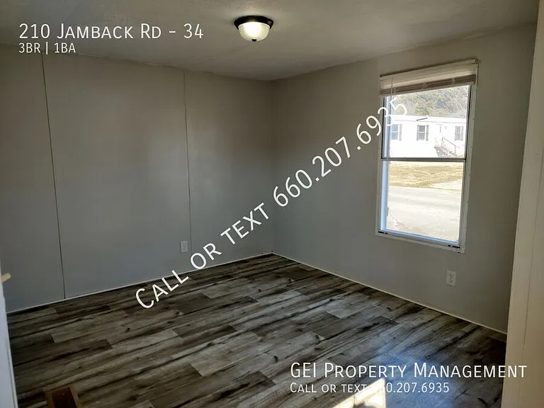 210 Jamback Rd #34 — Photo 7