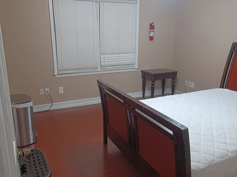 Saybrook Cir NW — Photo 42