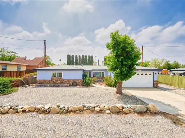 1814 Capri Ave, Mentone, CA 92359