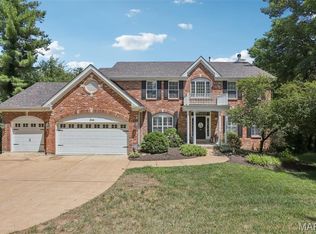 844 Culloden Rd, Saint Louis, MO 63122